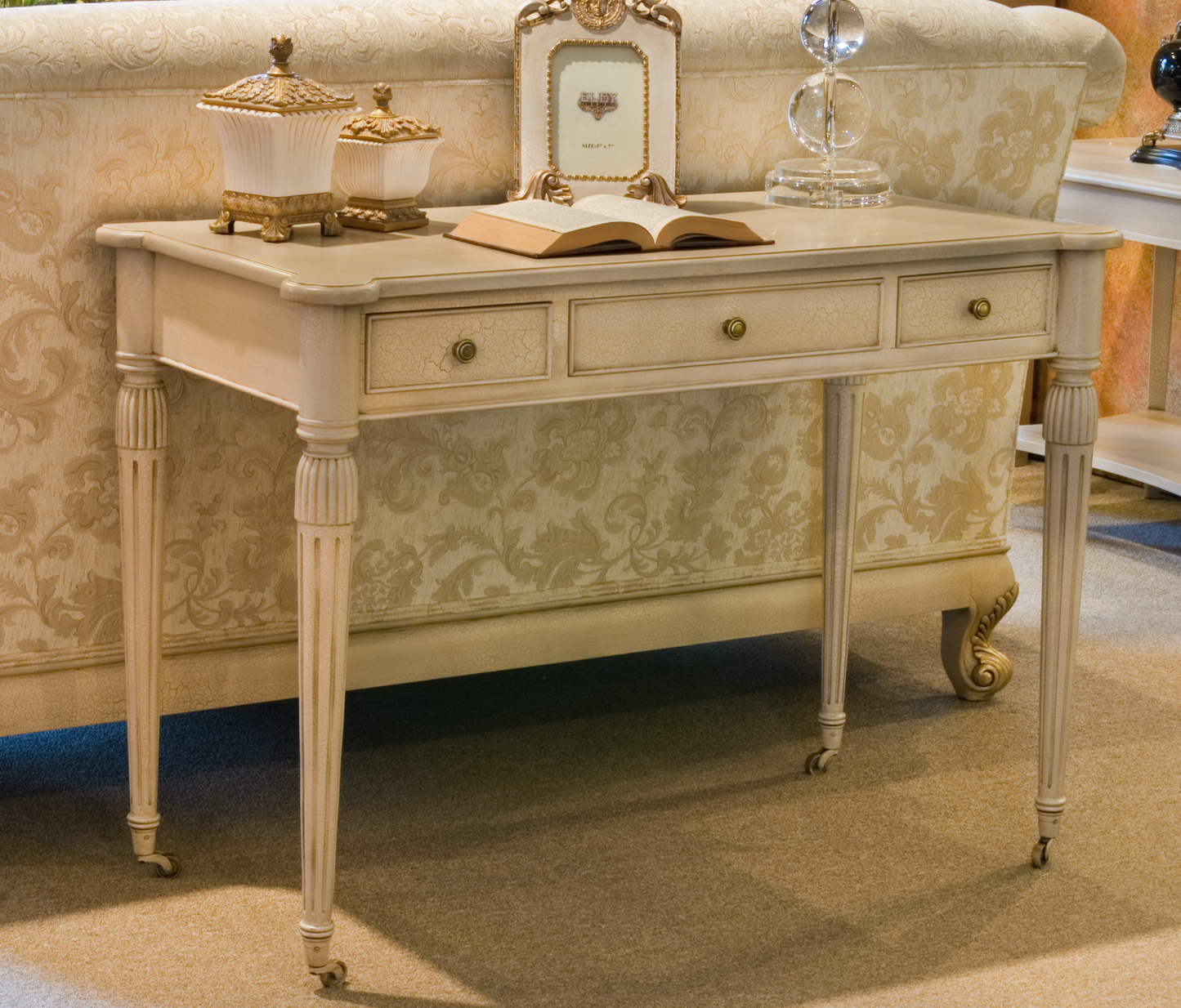 LOUIS XVI SMALL WRITING DESK