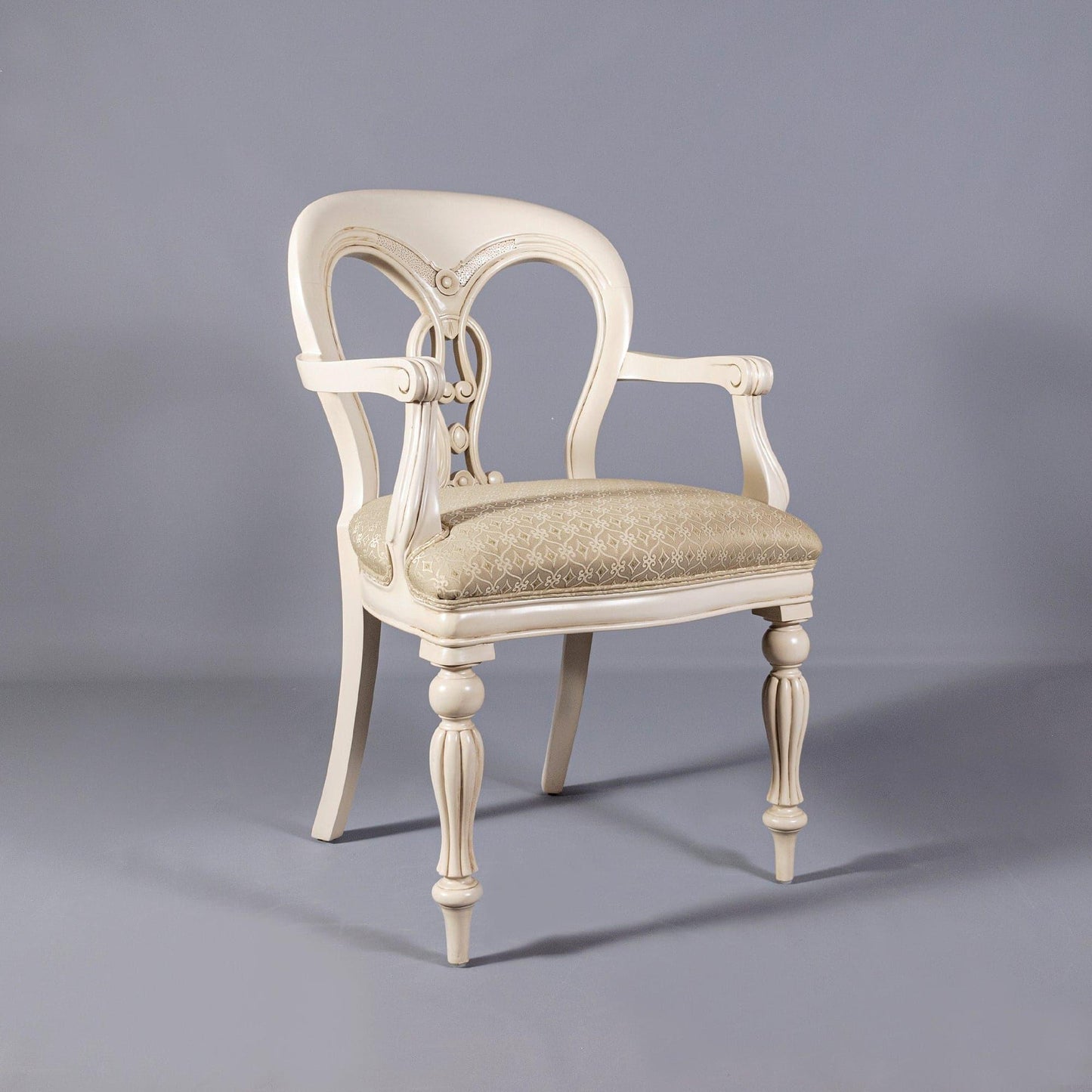 FIDDLE BACK ARM CHAIR - House of Chippendale