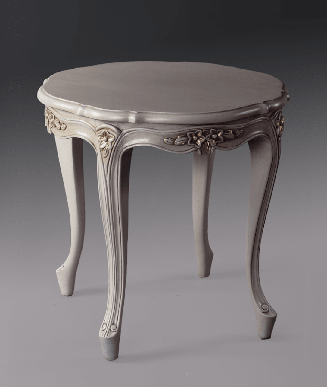 LOUIS XV END TABLE - House of Chippendale