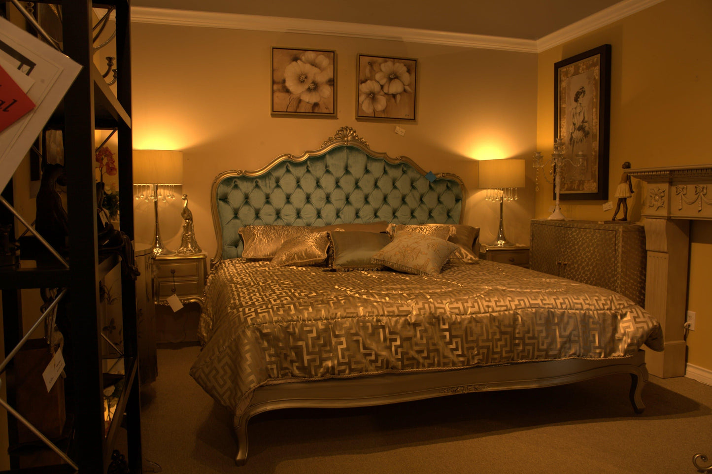 LOUIS XV STYLE BED - House of Chippendale