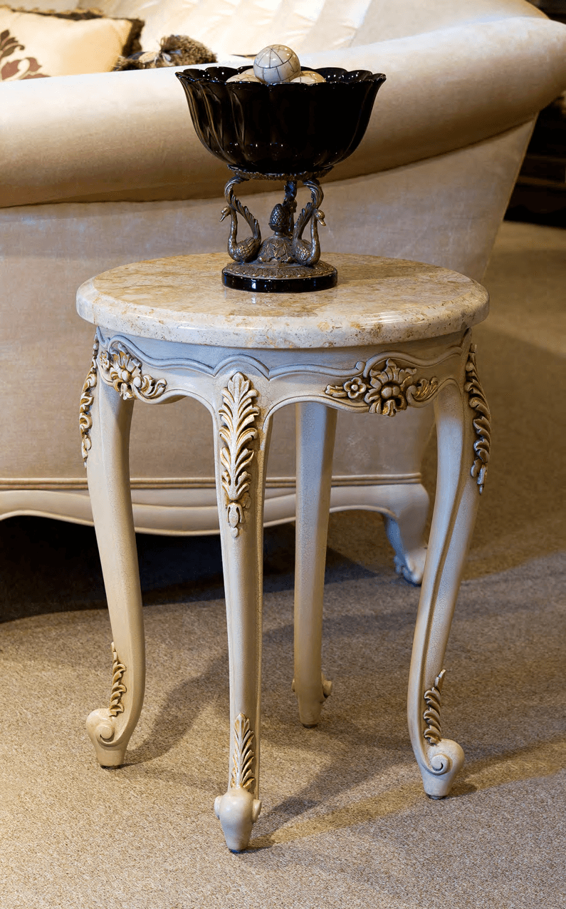LOUIS XV STYLE END TABLE - House of Chippendale
