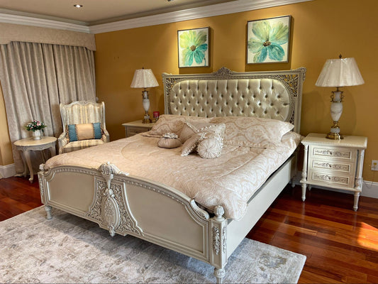 elegant bedroom with decor