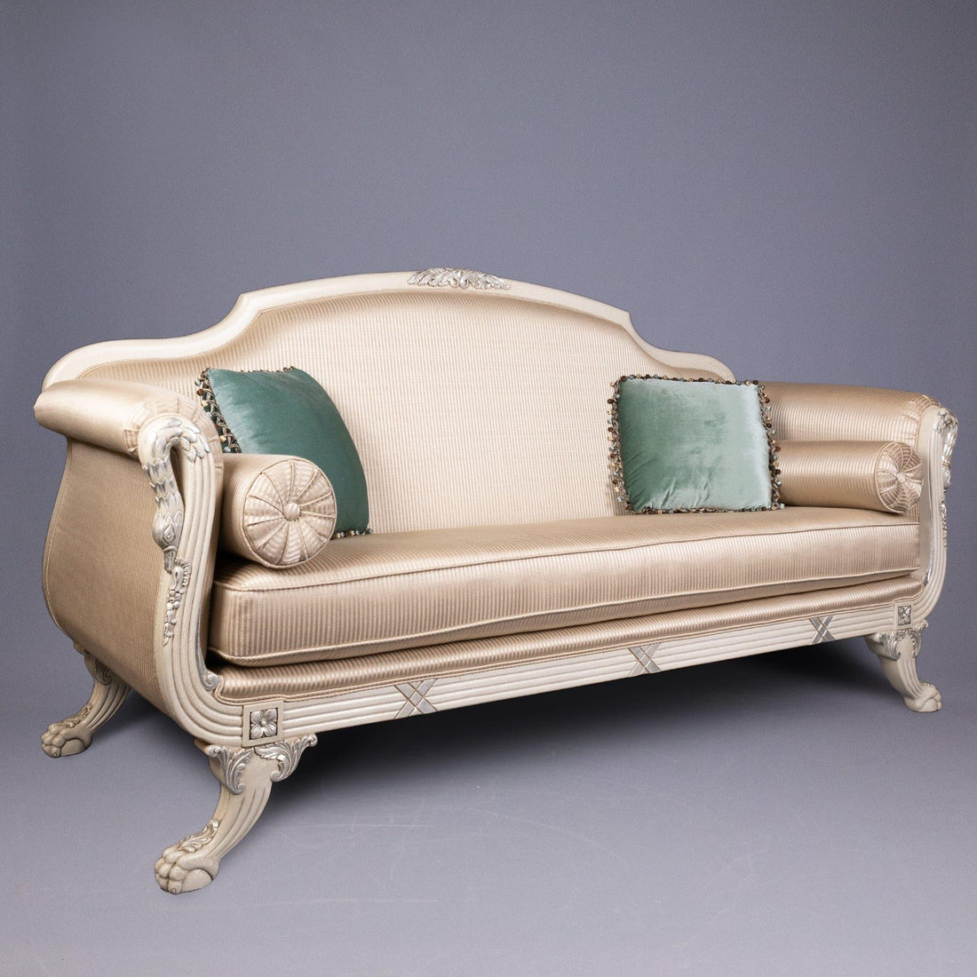 How to Identify Duncan Phyfe Sofa Value