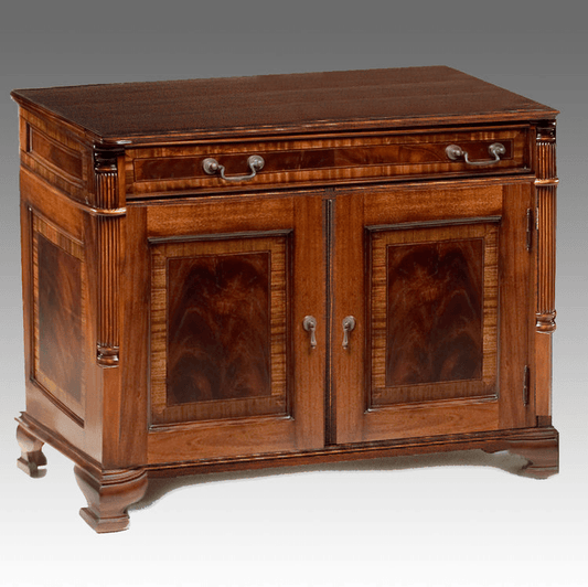 CHIPPENDALE STYLE CABINET - House of Chippendale