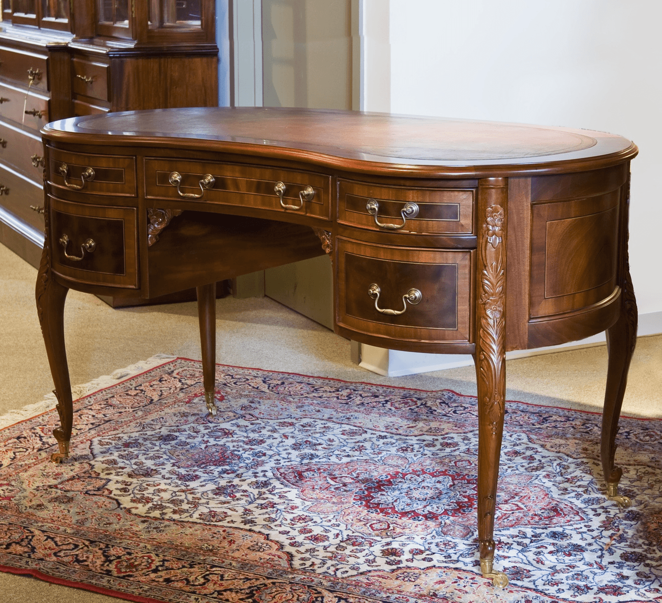 FRENCH STYLE KIDNEY SHAPE DESK - House of Chippendale