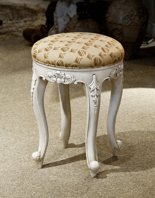 LOUIS XV STOOL - House of Chippendale