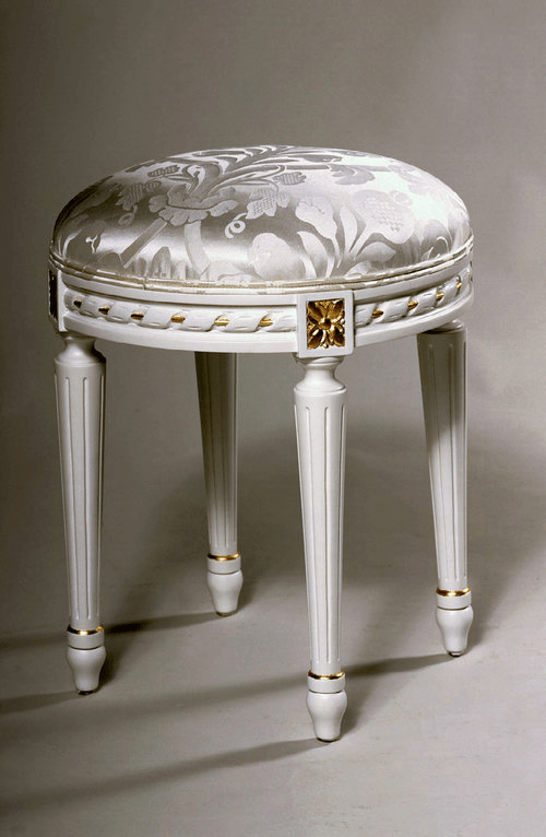 LOUIS XVI STOOL - House of Chippendale