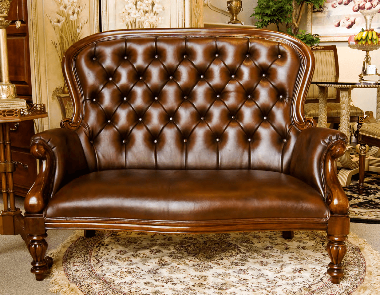 VICTORIAN STYLE LOVESEAT - House of Chippendale